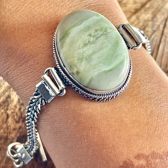Green Larsonite “Petrified Bog Wood” Bracelet - Picture 5 of 7
